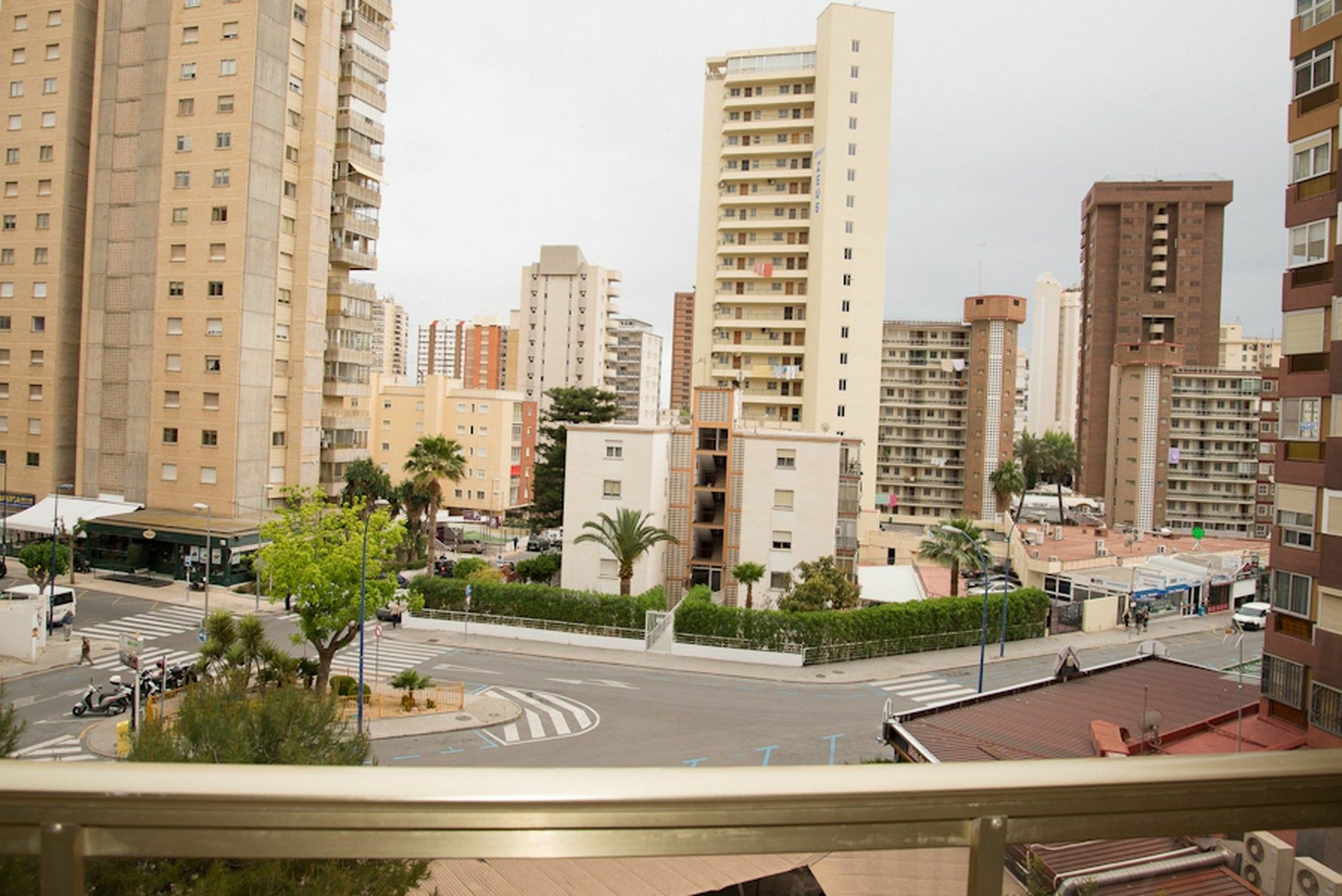 La Cigueena Alquilevante Benidorm Eksteriør billede